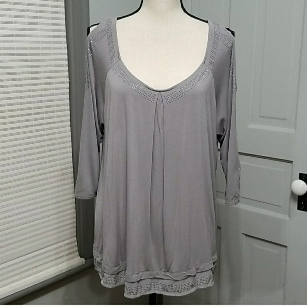 14/16 Lane Bryant Cold Shoulder Top
